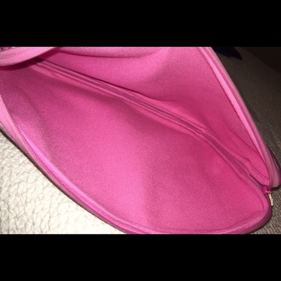 Hello Kitty Laptop case - Picture 3 of 4